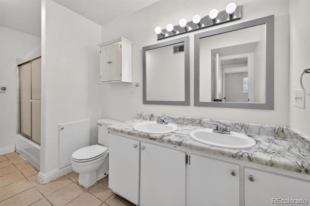 16359 W 10th Avenue Unit: XX5