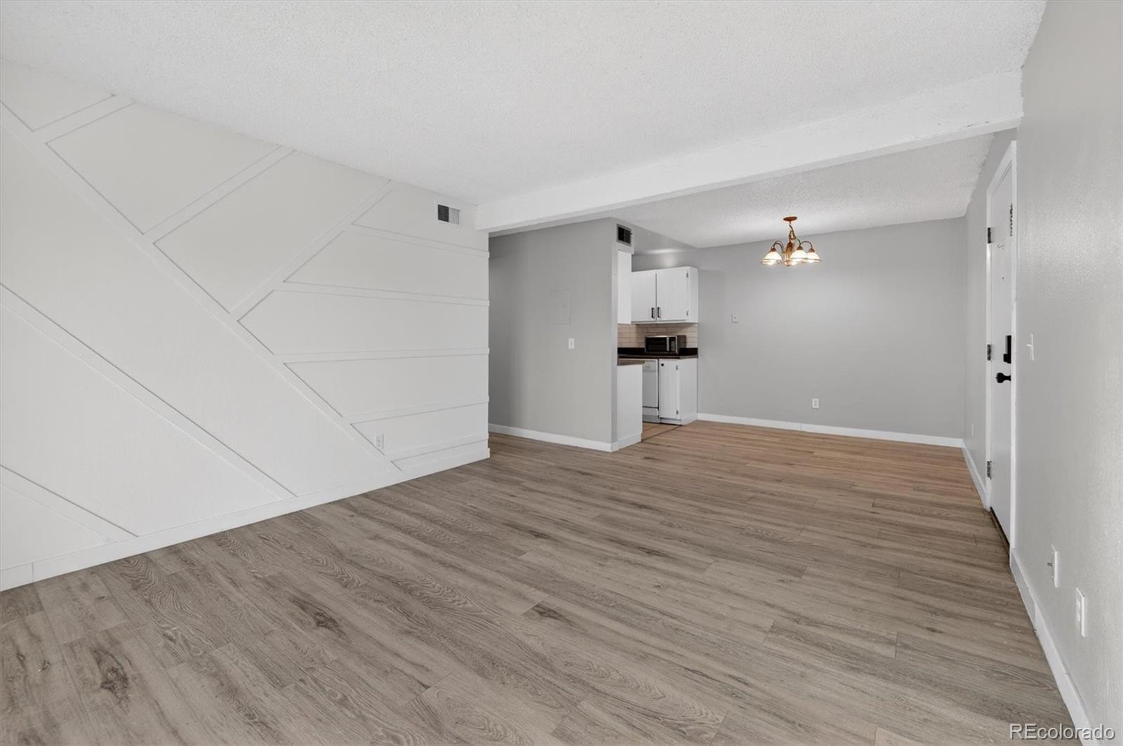 16359 W 10th Avenue Unit: XX5