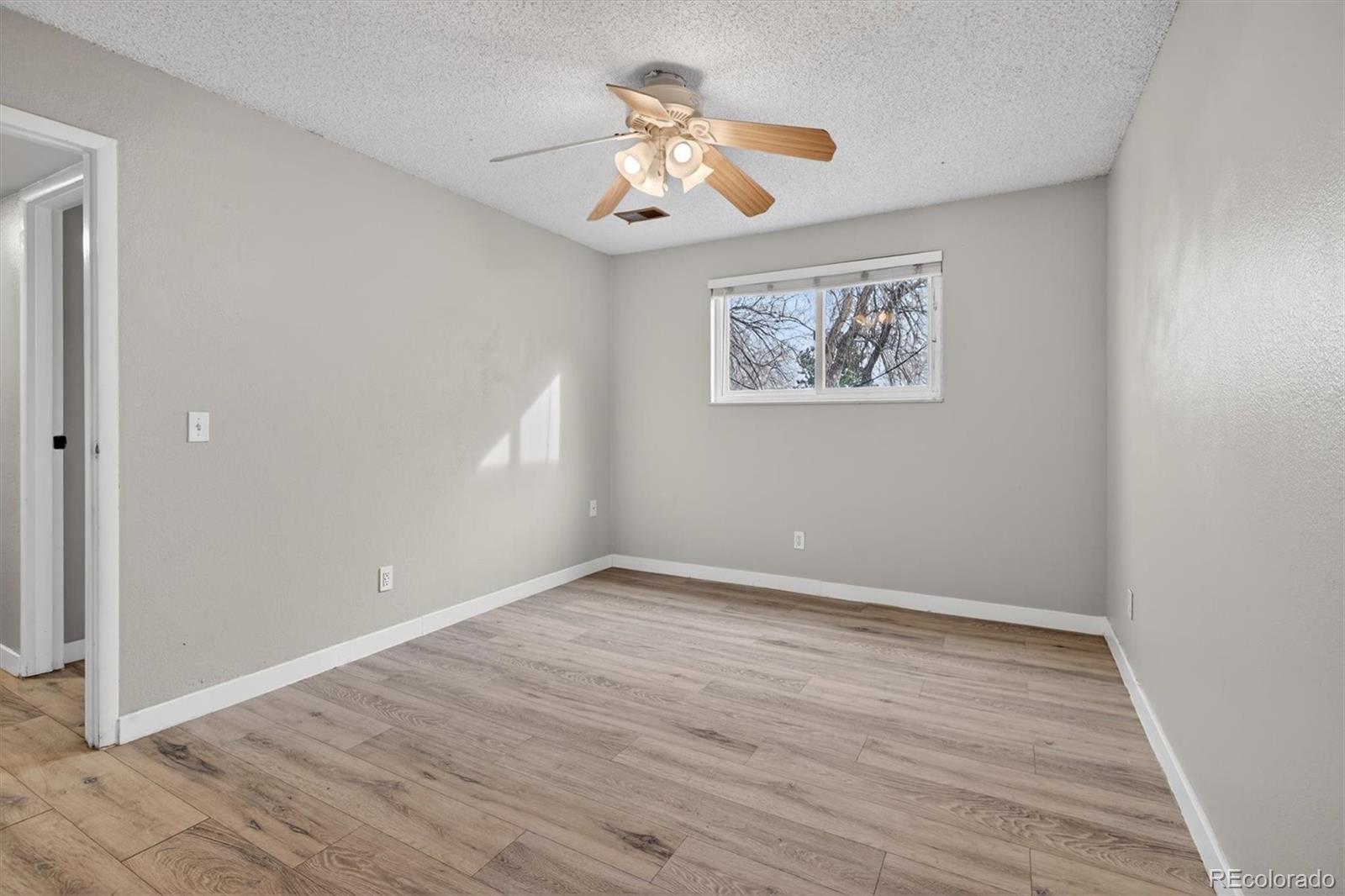 16359 W 10th Avenue Unit: XX5