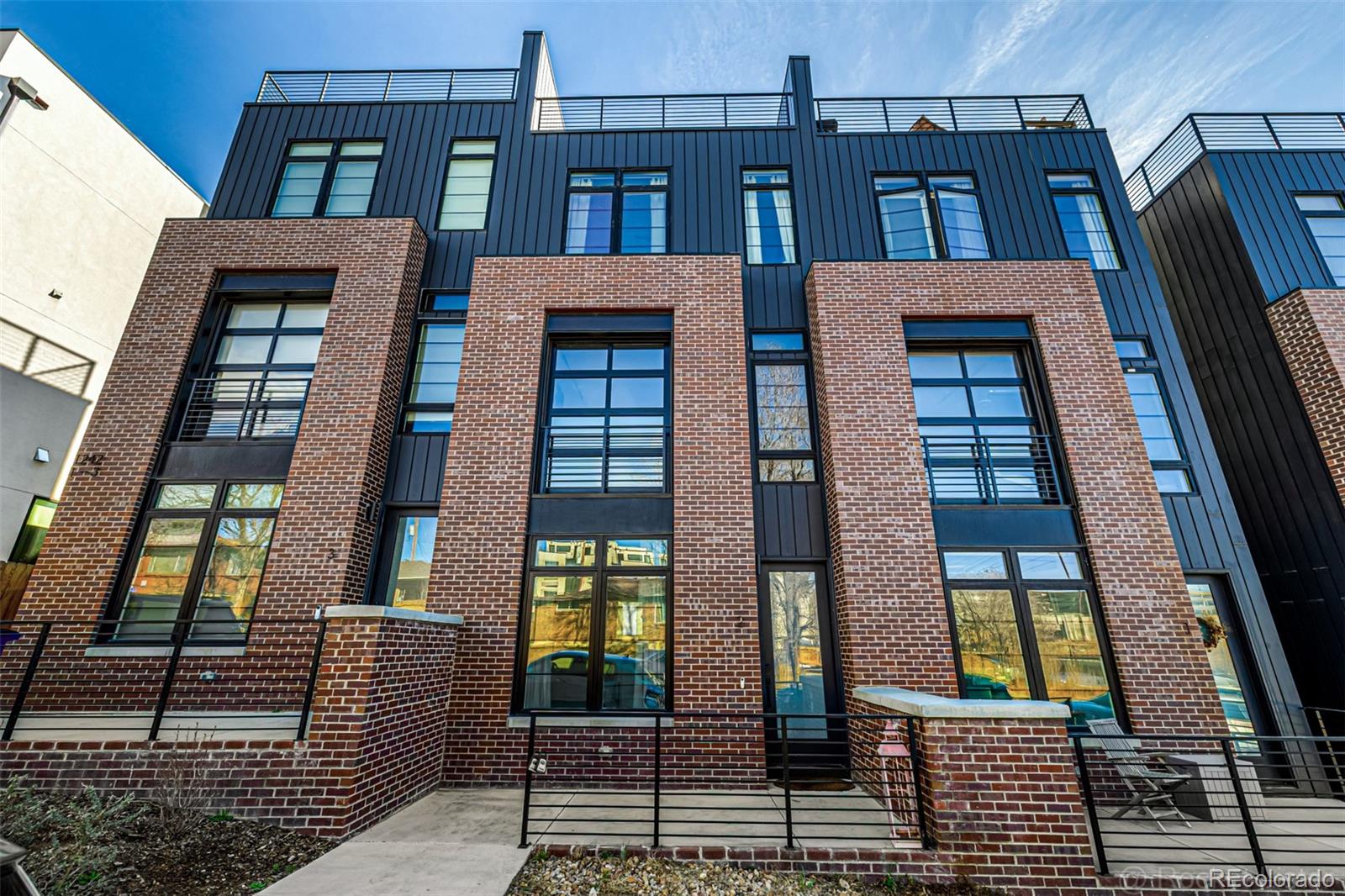 1242 Yates Street Unit: U2