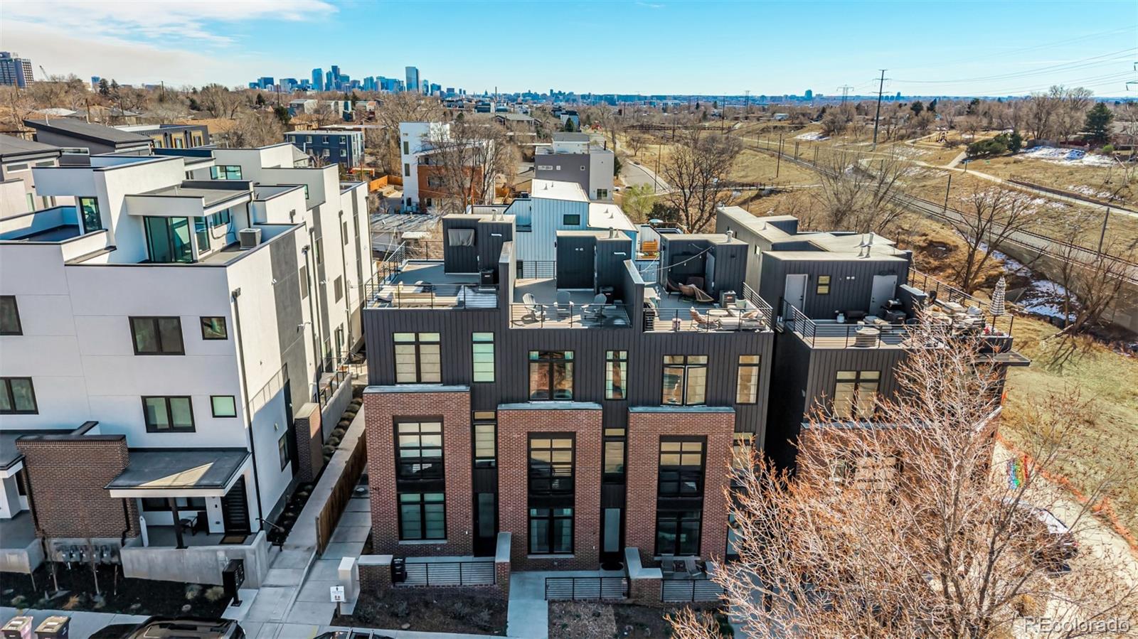 1242 Yates Street Unit: U2
