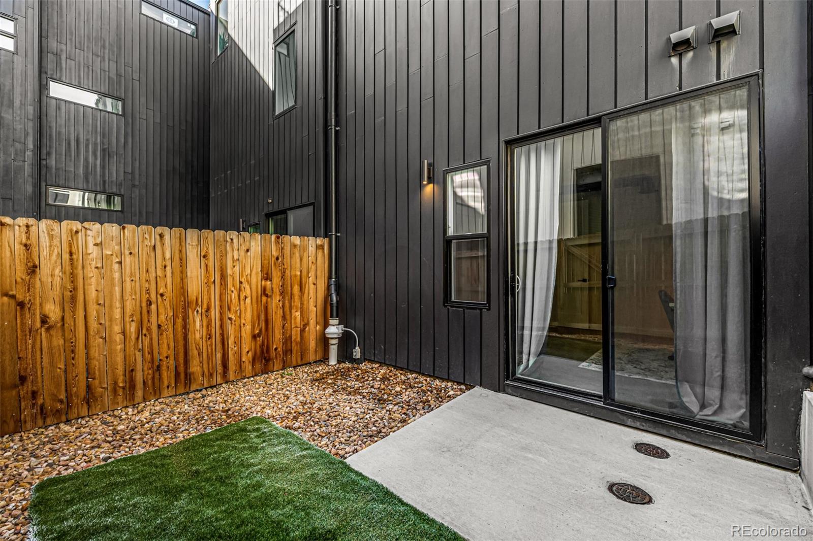 1242 Yates Street Unit: U2