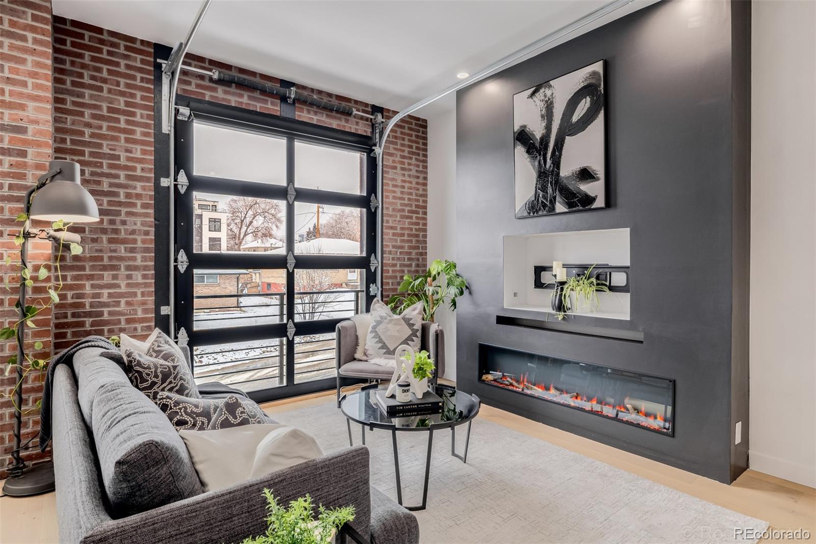 1242 Yates Street Unit: U2