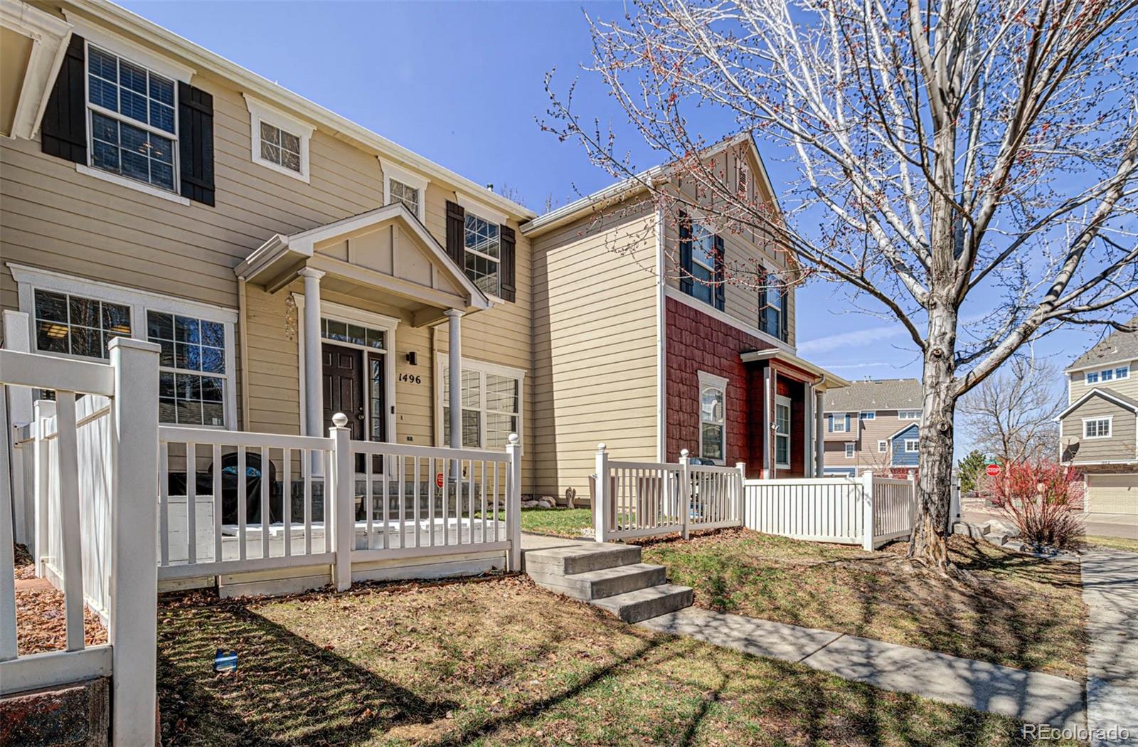 1496 Red Cliff Way