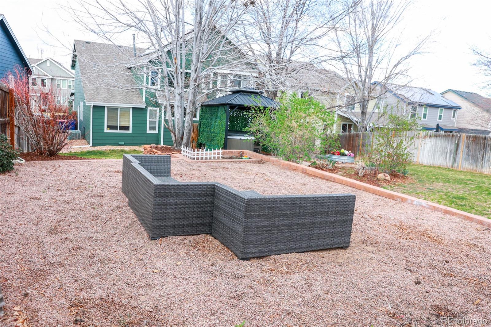 8853 S Dudley Street