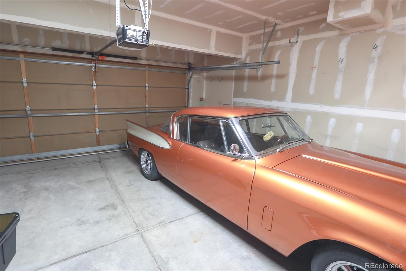 8853 S Dudley Street