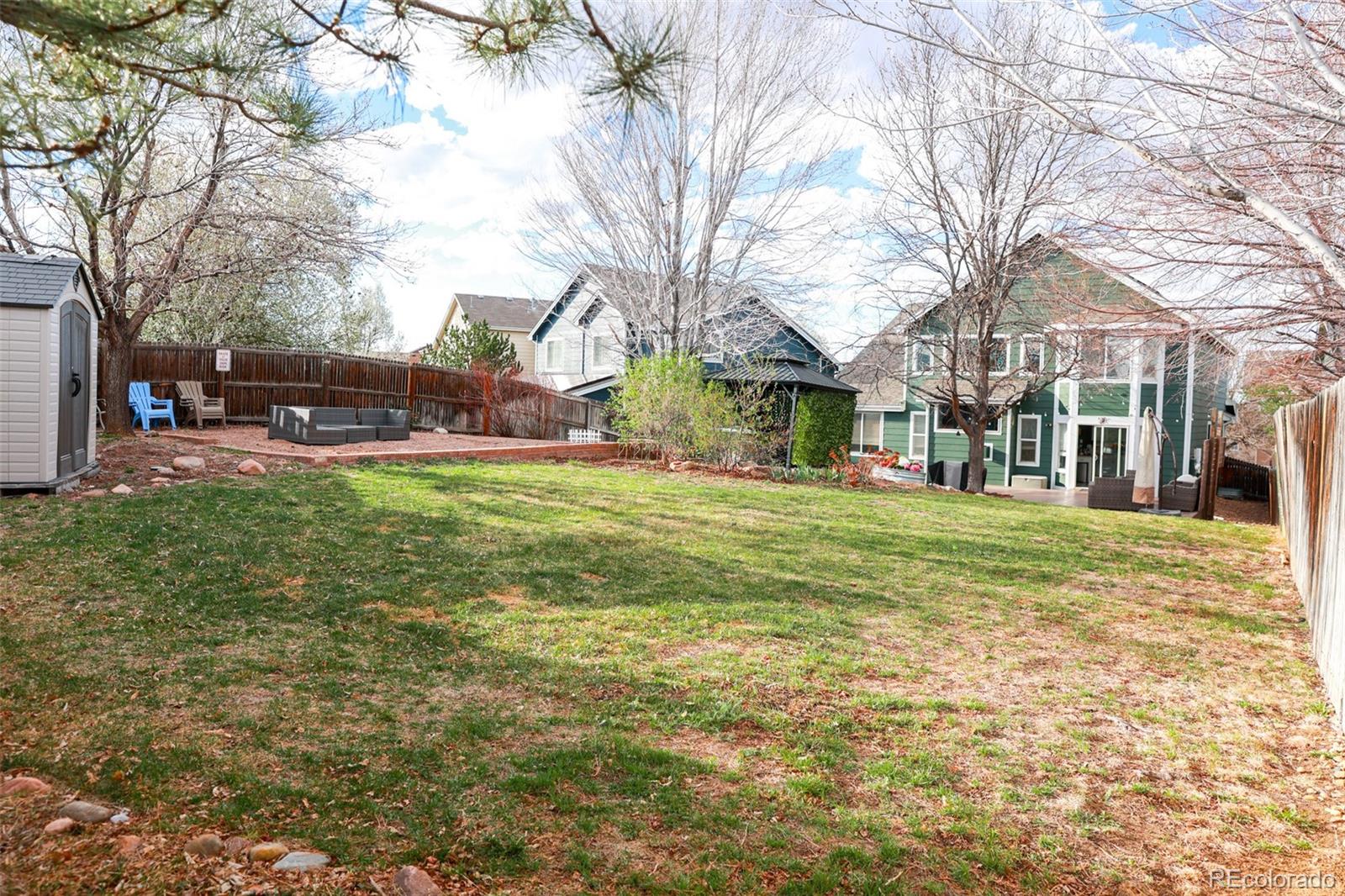 8853 S Dudley Street