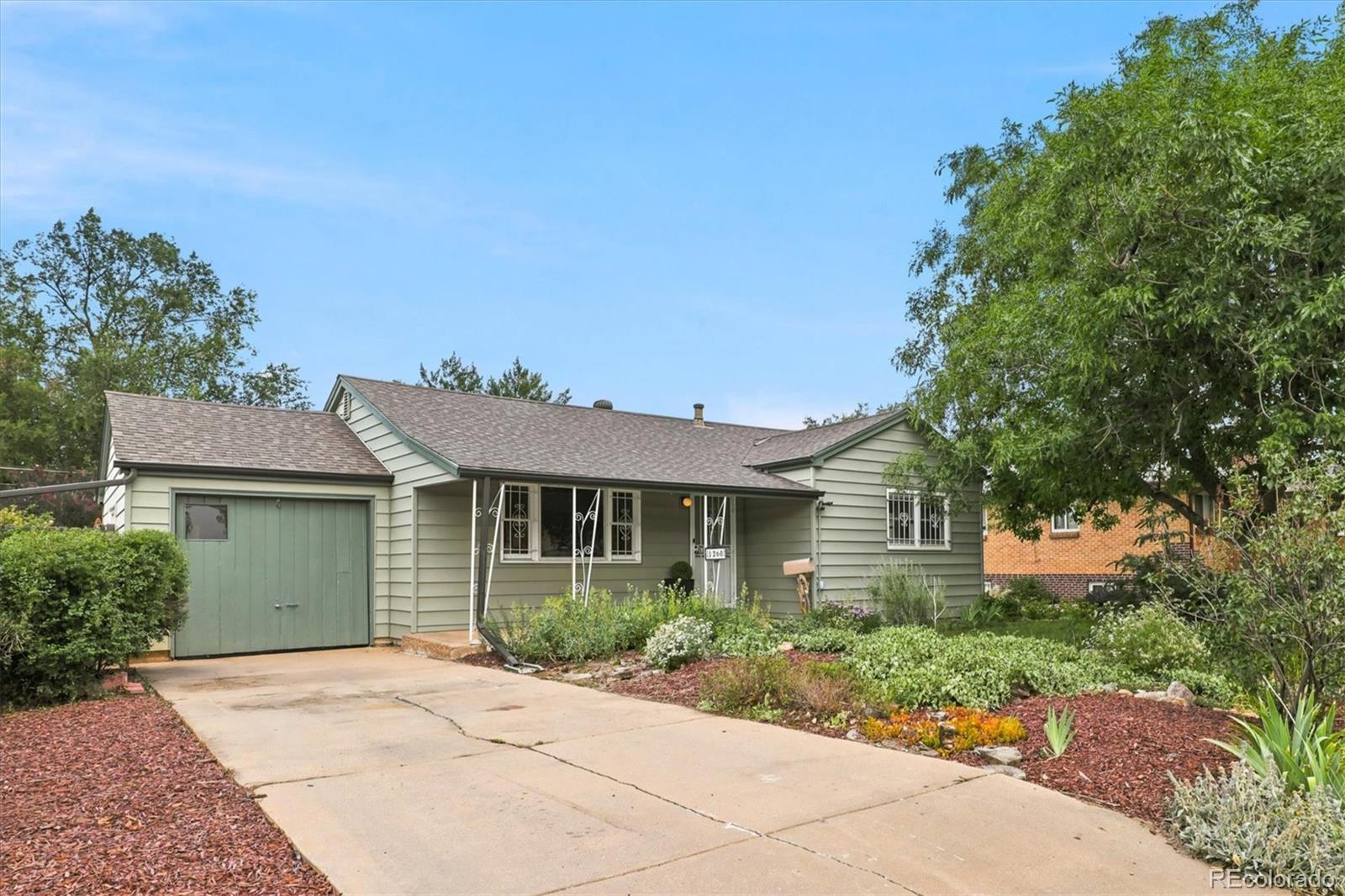 1260 S Winona Court