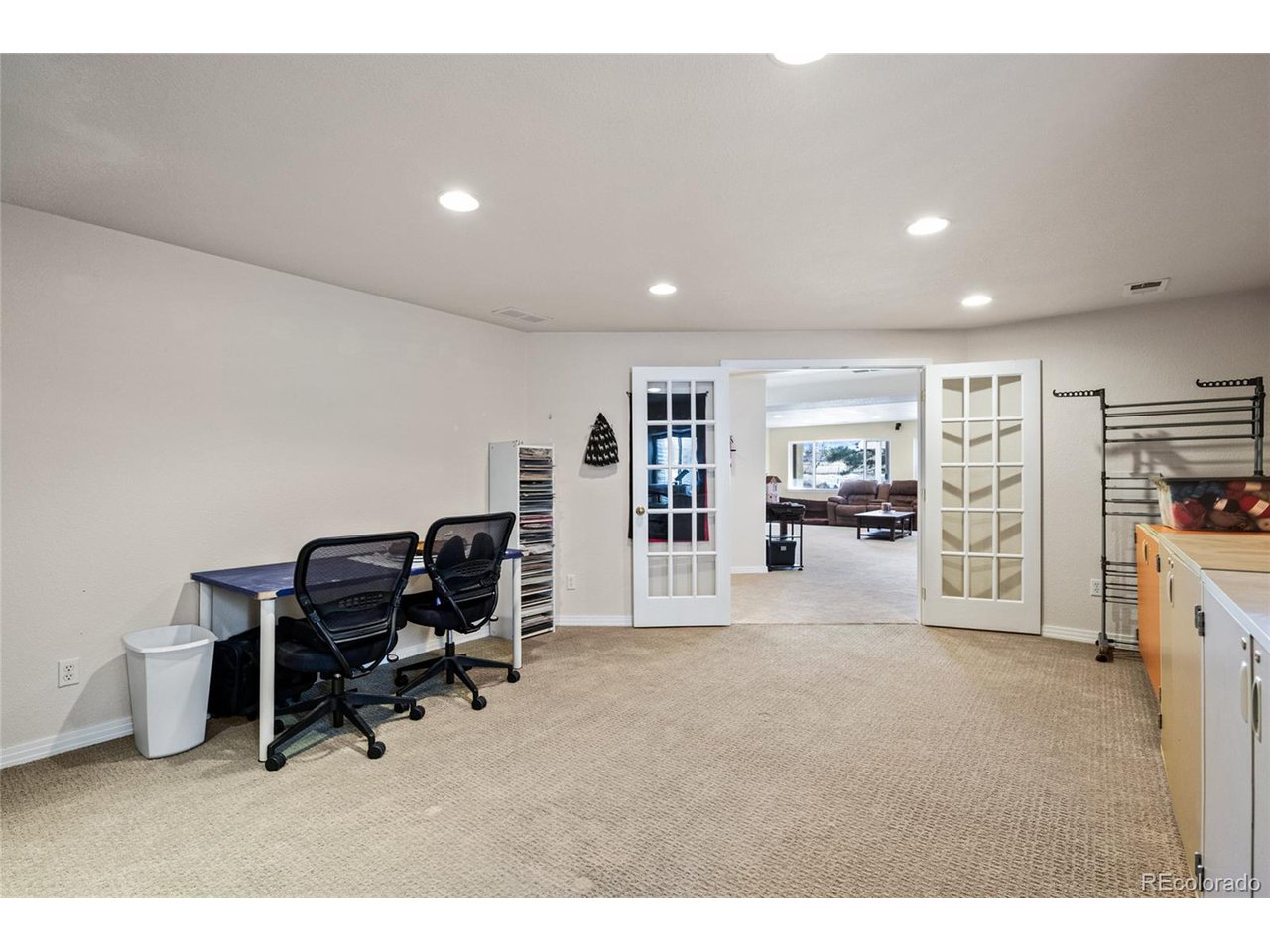 6670 Sunset Cir