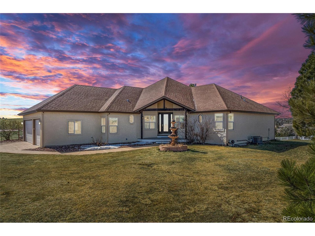 6670 Sunset Cir