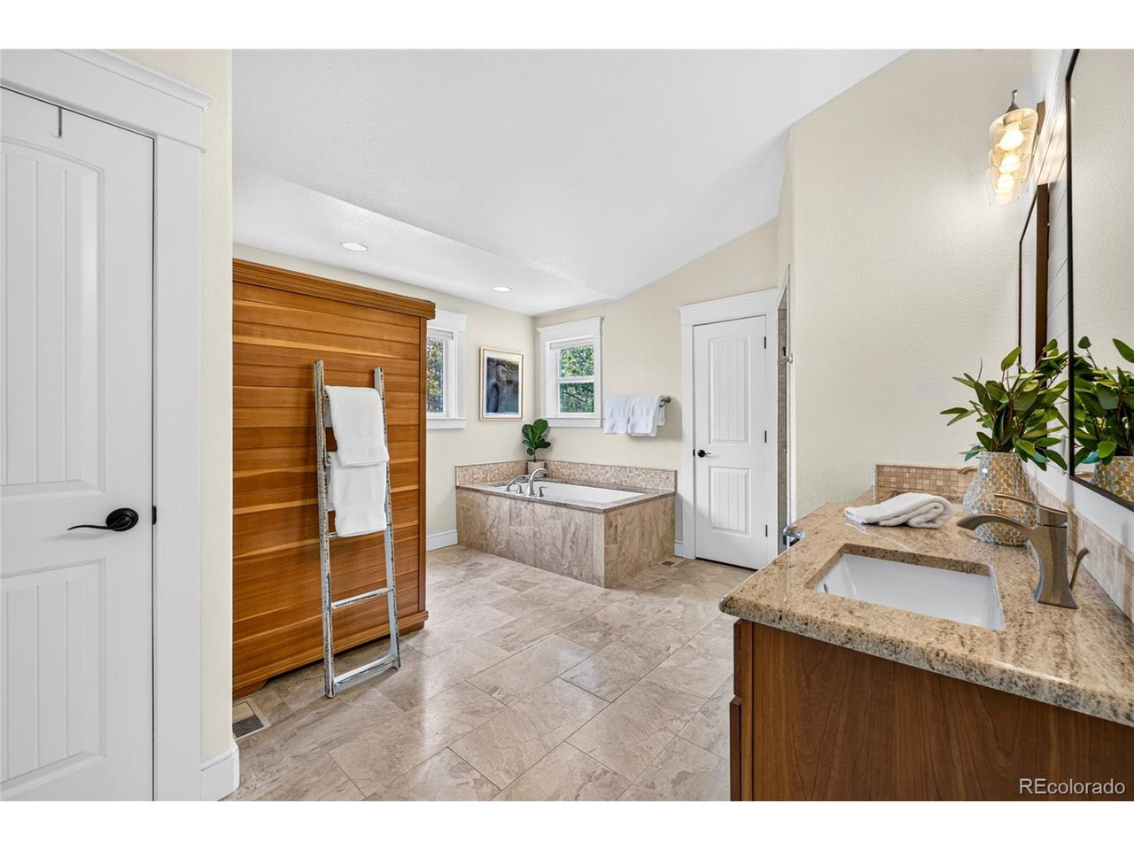 4342 Mountain Dance Dr