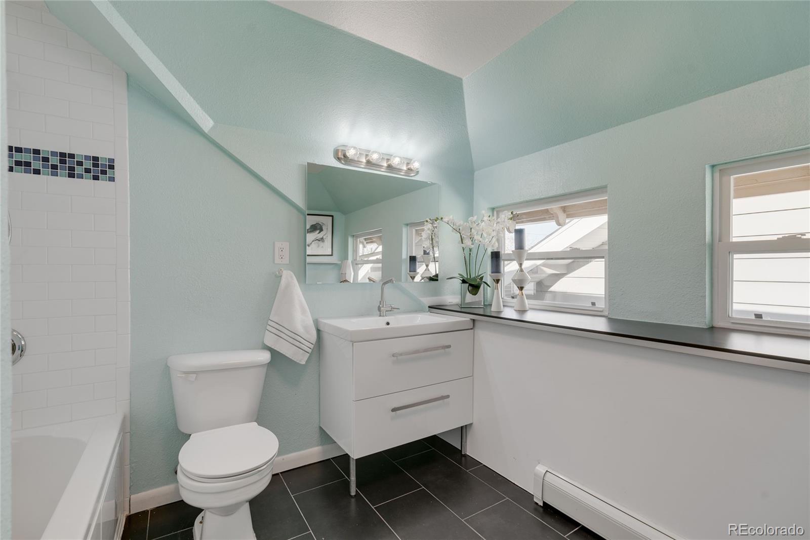 3315 N Gaylord Street