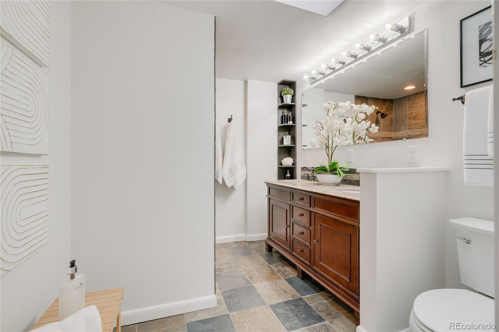 3315 N Gaylord Street