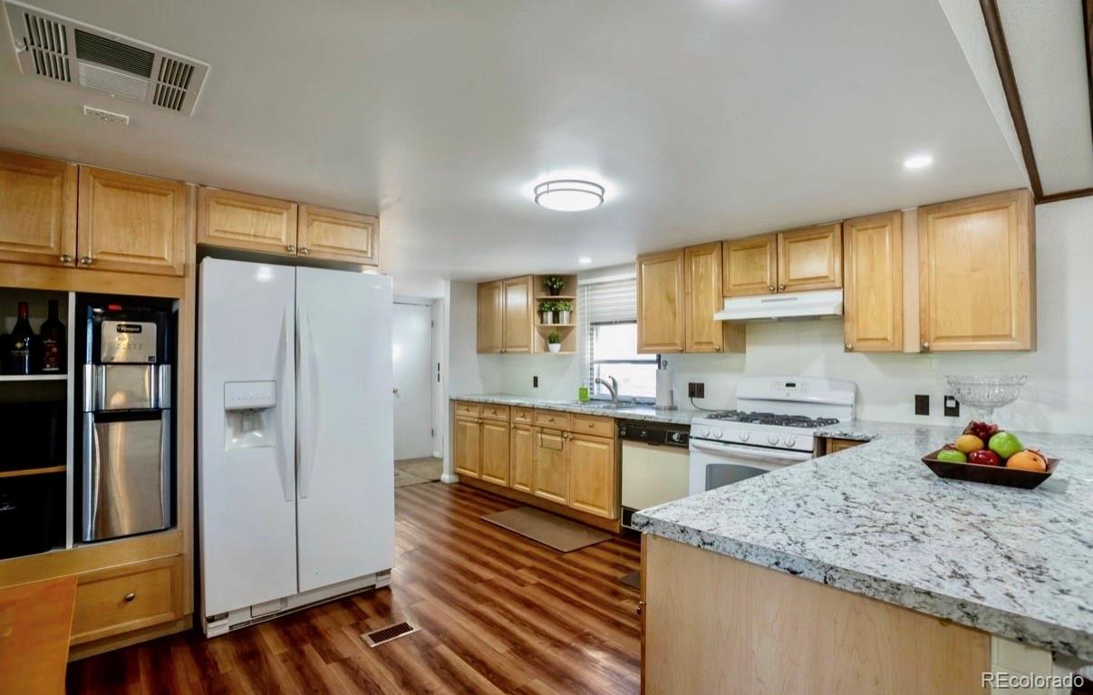 26900 E Colfax Avenue