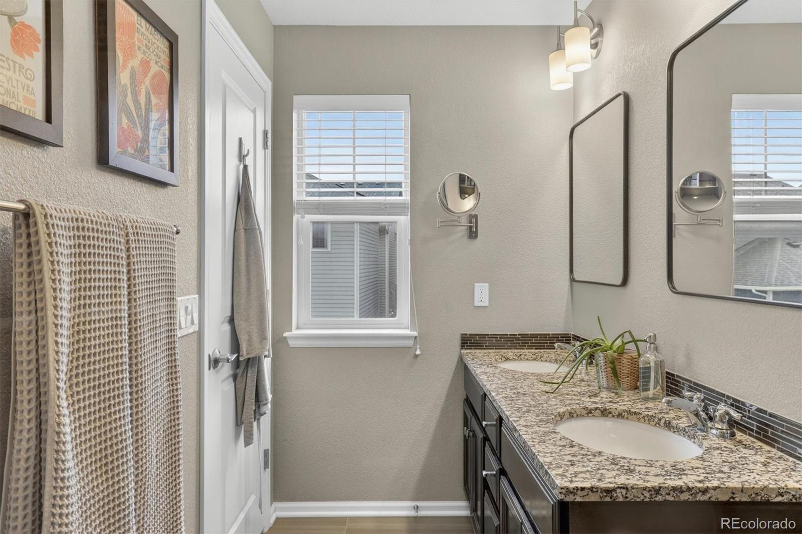 11277 E 28th Place