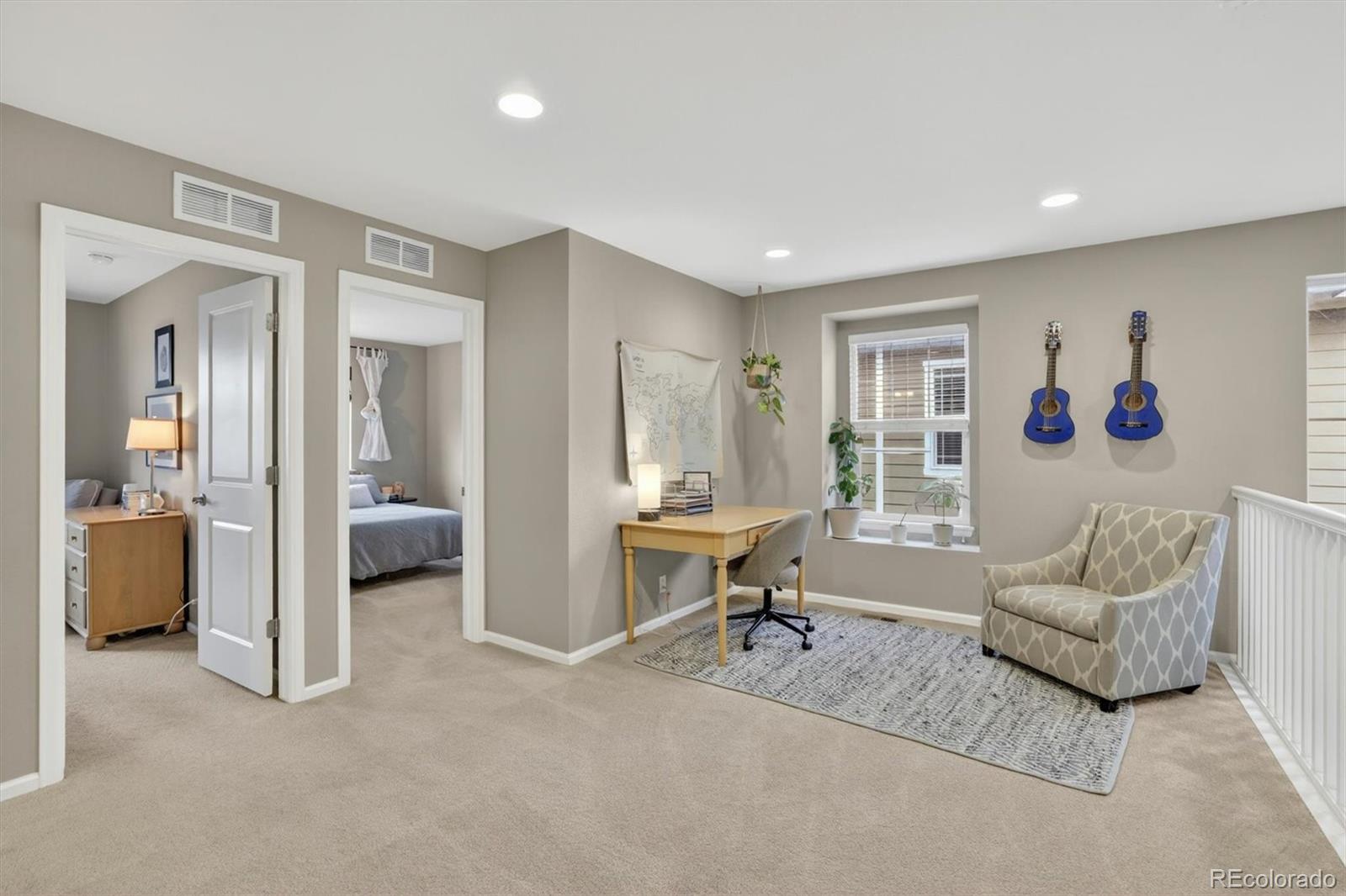 11277 E 28th Place
