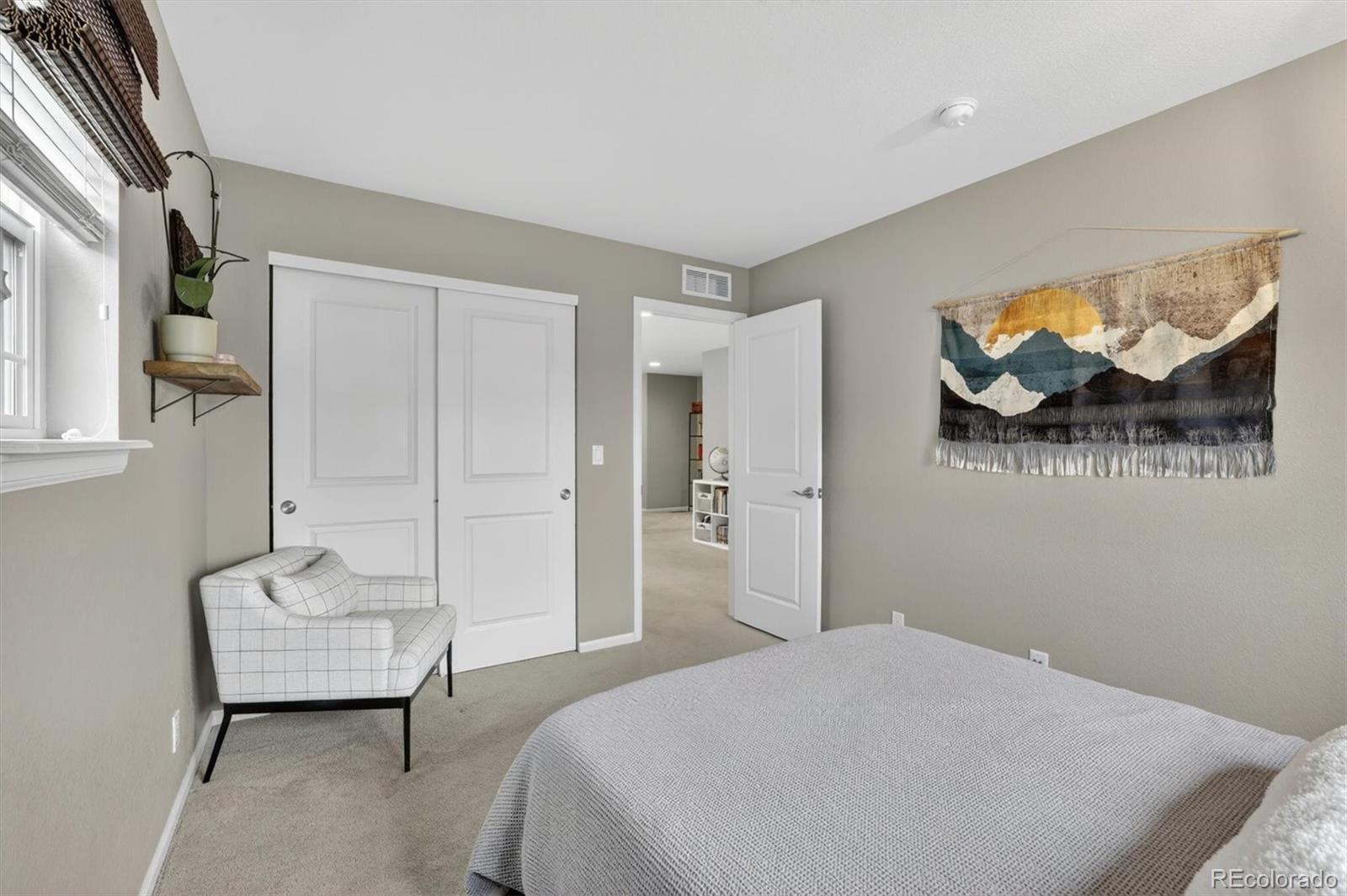 11277 E 28th Place