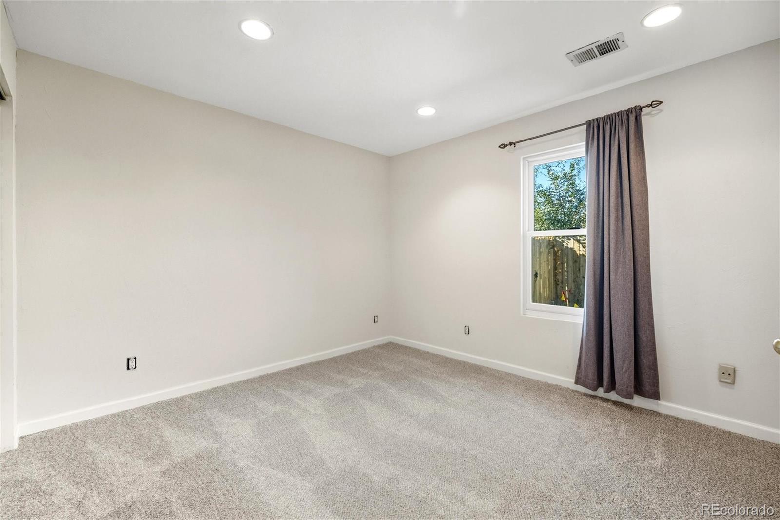 9616 E Arkansas Place