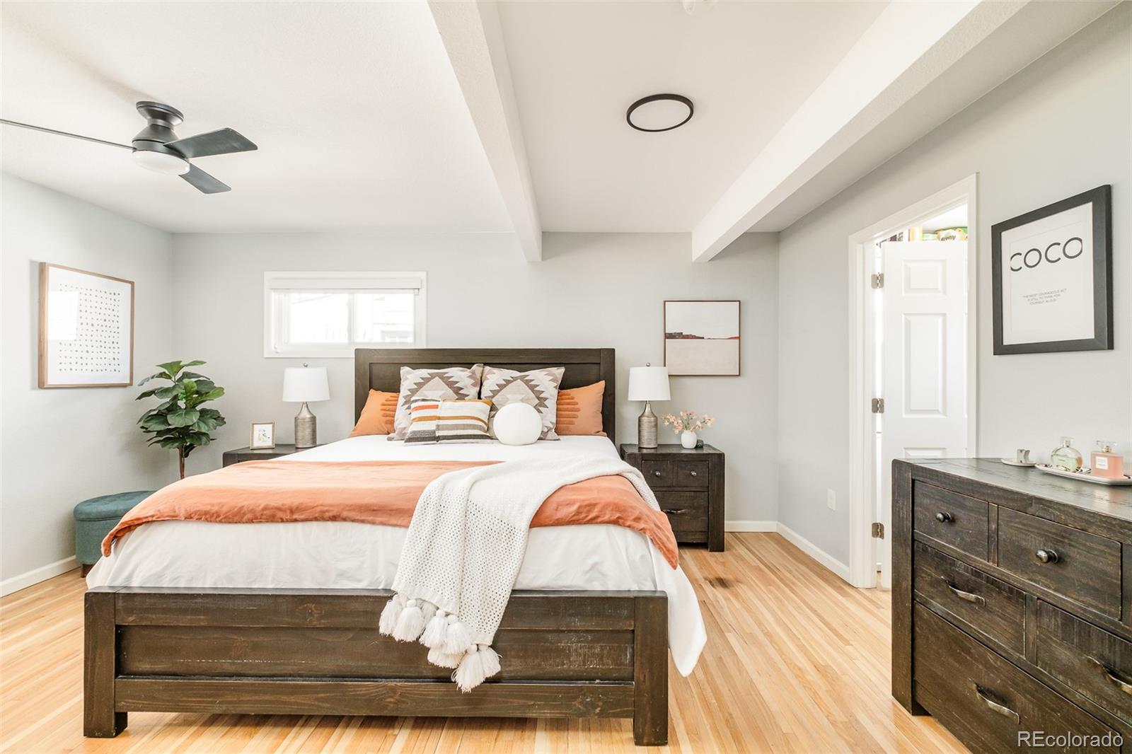 5634 E Minnesota Drive