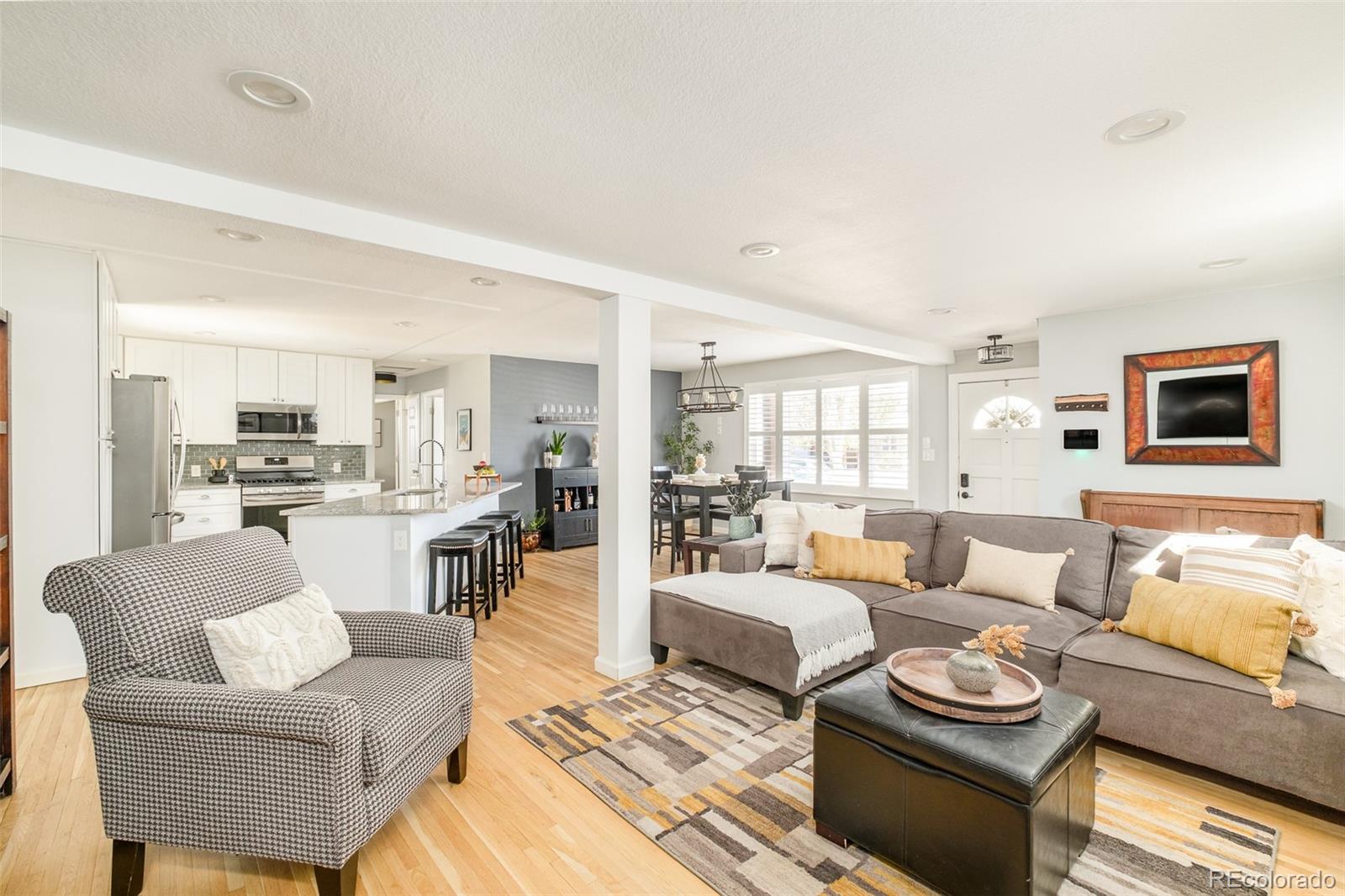 5634 E Minnesota Drive