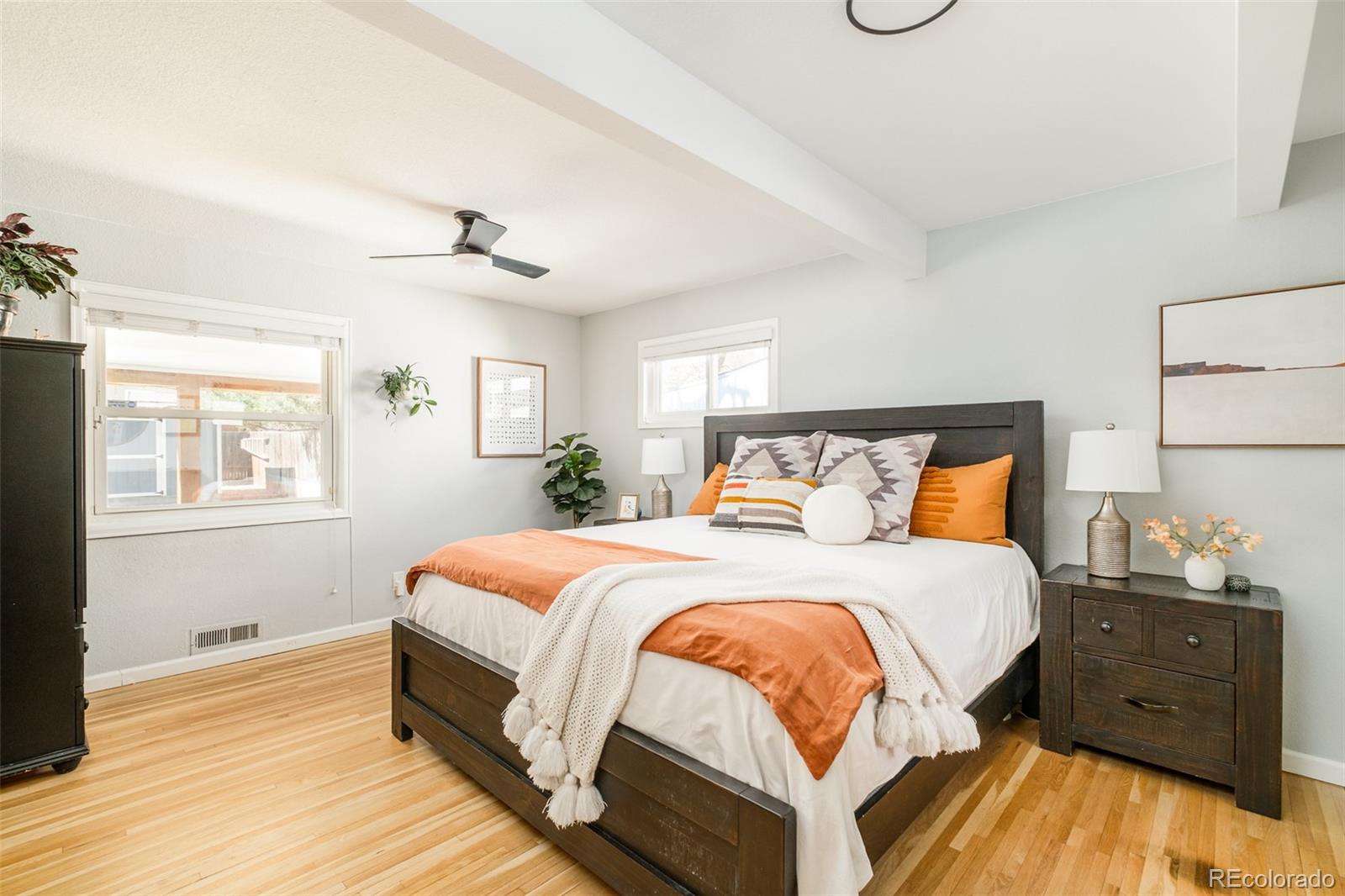 5634 E Minnesota Drive