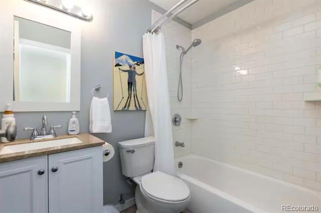 311 W La Bonte Street Unit: 120