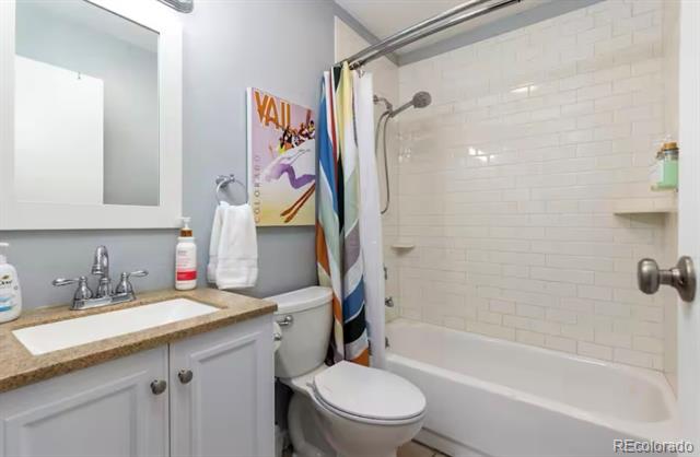 311 W La Bonte Street Unit: 120