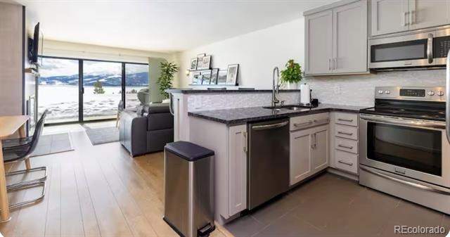 311 W La Bonte Street Unit: 120