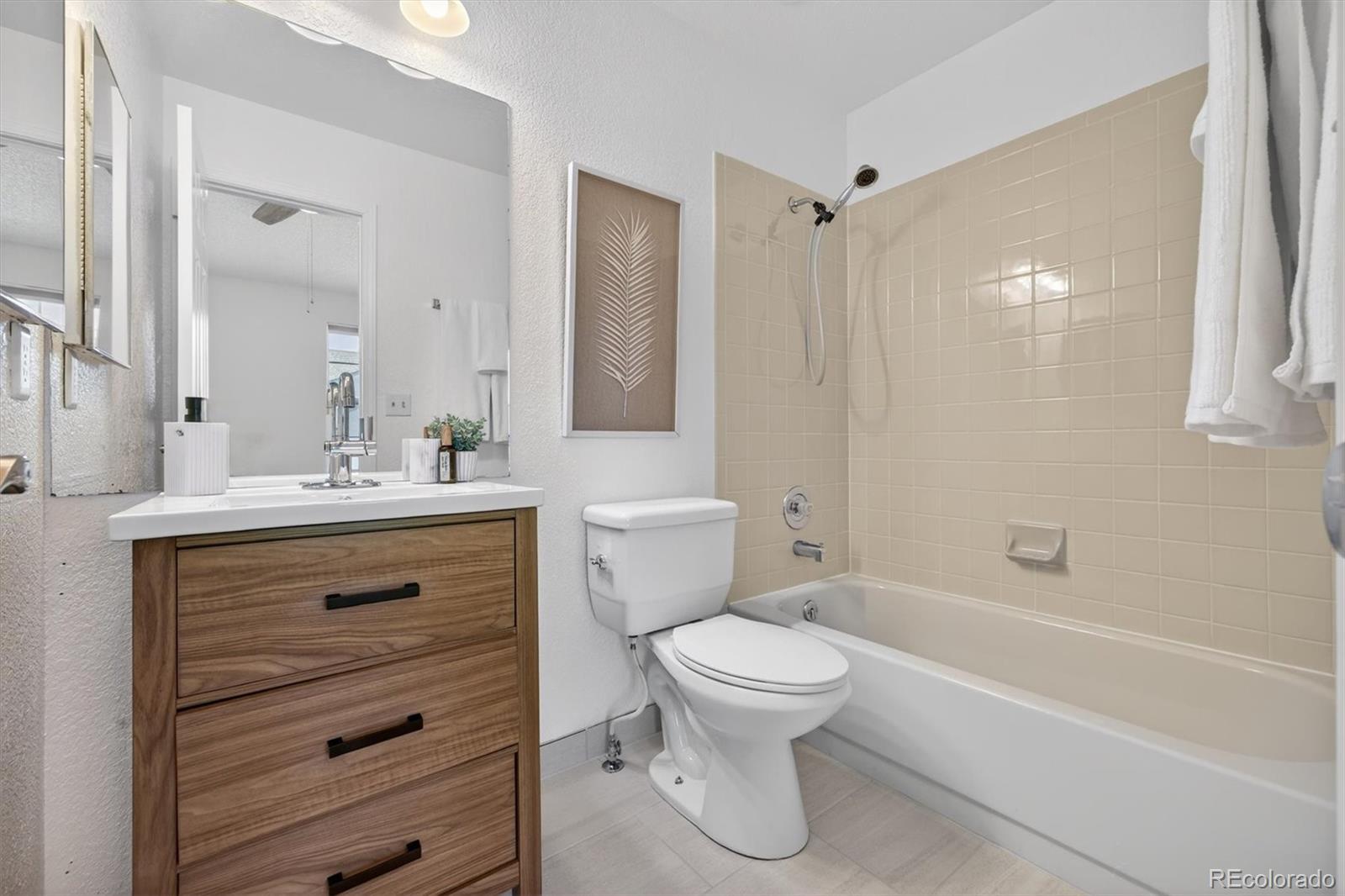 10537 W Maplewood Drive Unit: C