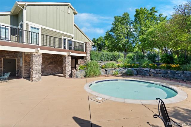 4515 W 107th Circle