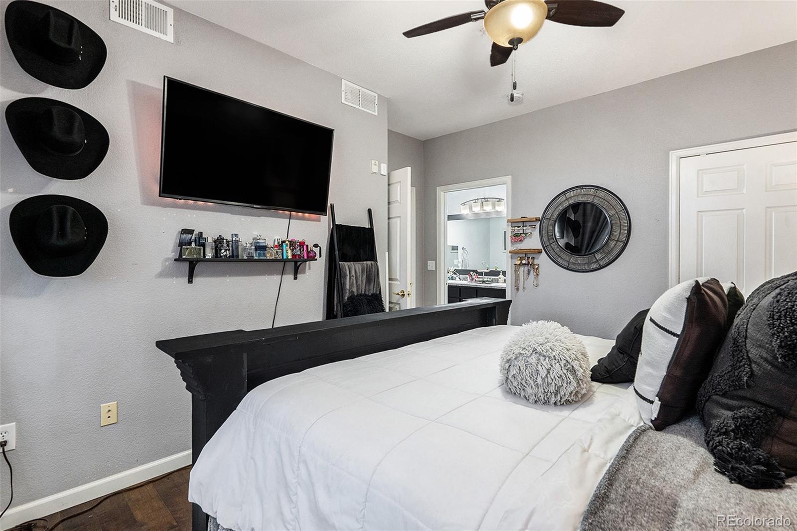 5714 N Gibralter Way Unit: 102