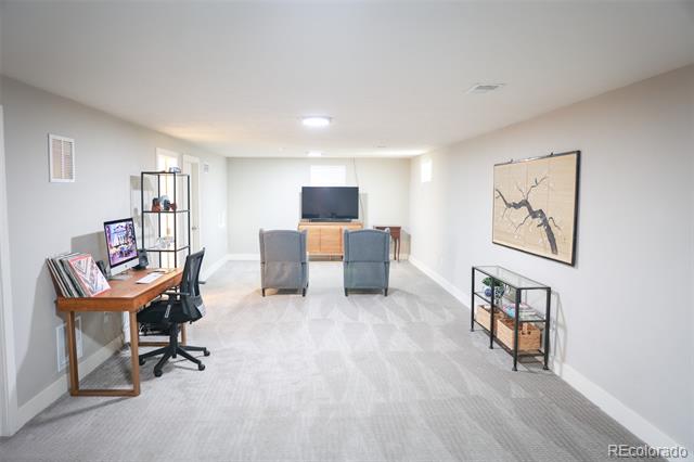 7100 Saulsbury Street