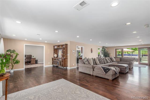 5727 Colorow Drive