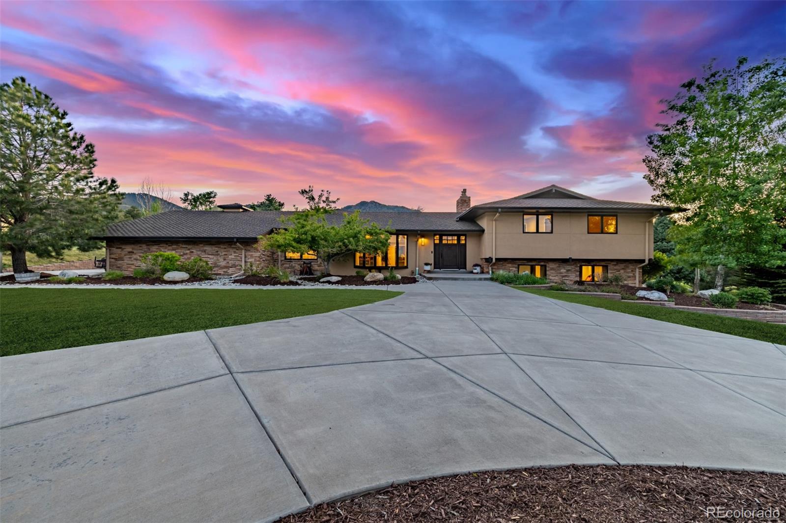 5727 Colorow Drive