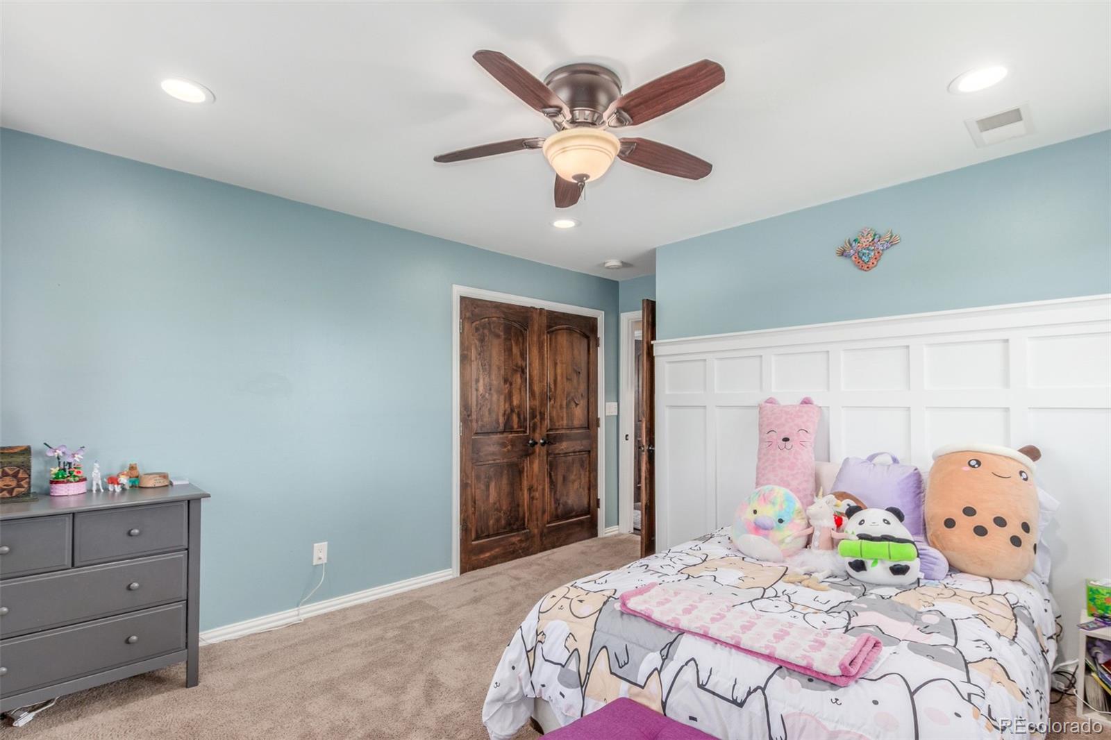 5727 Colorow Drive