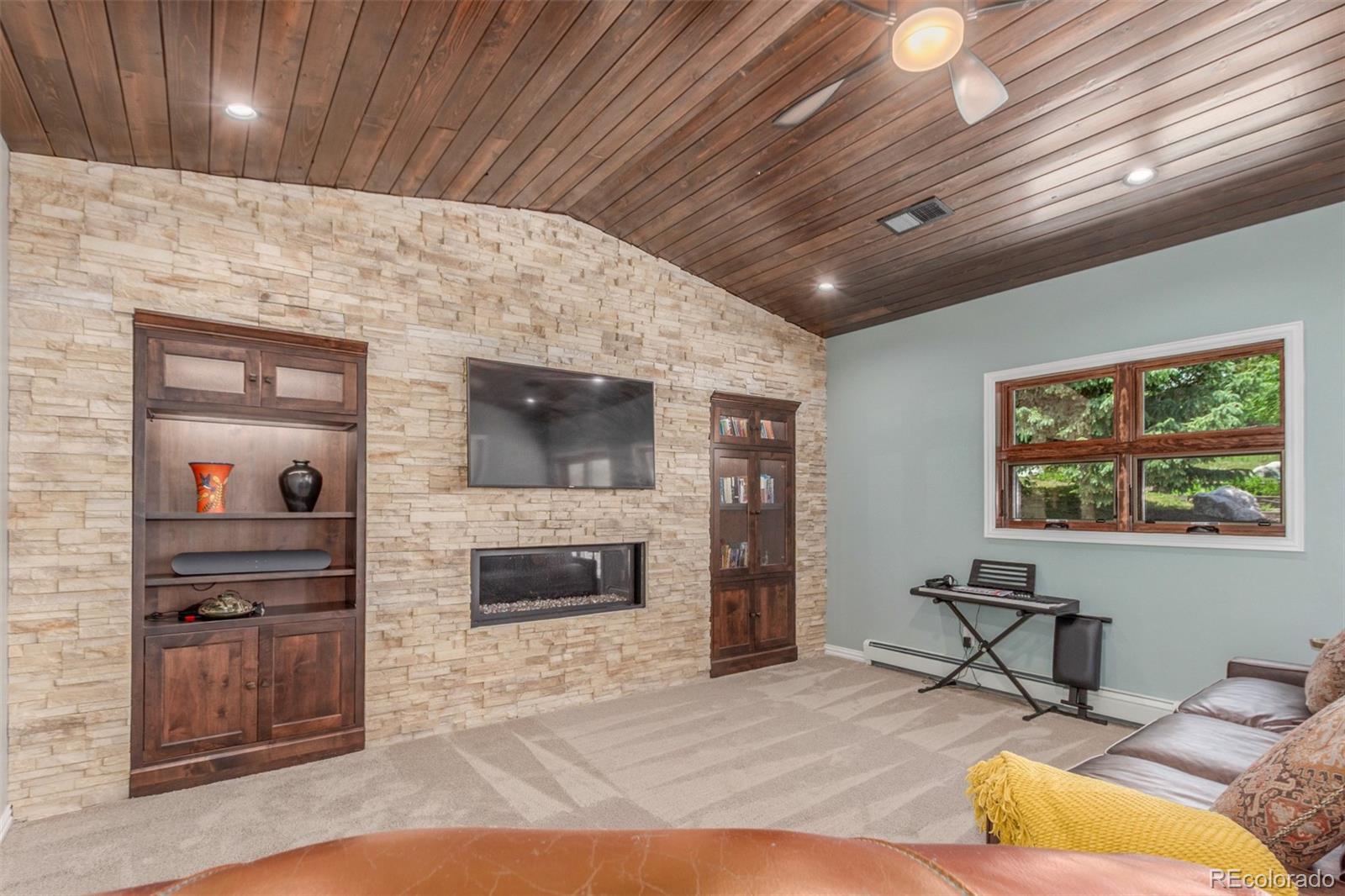 5727 Colorow Drive