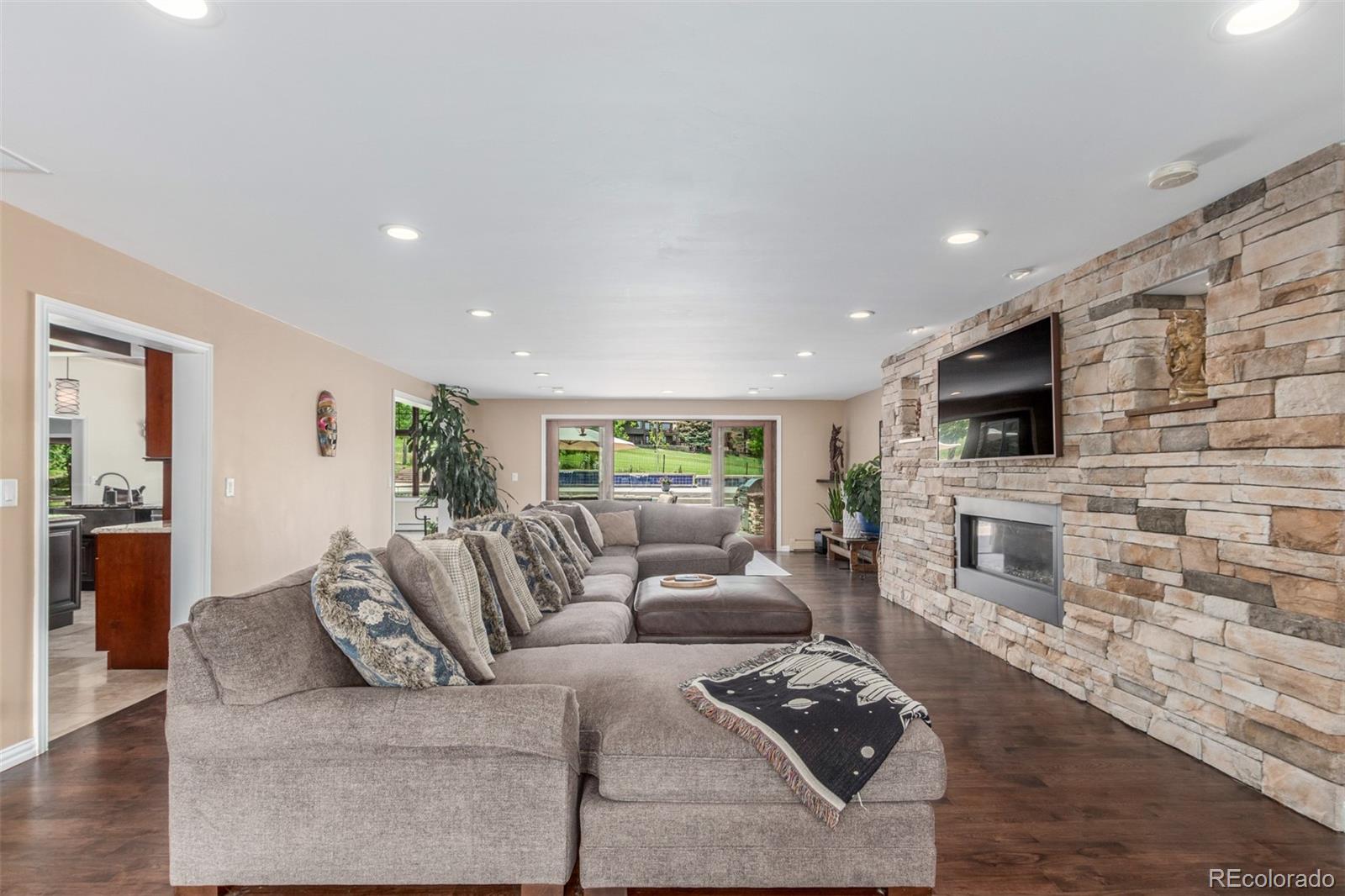 5727 Colorow Drive