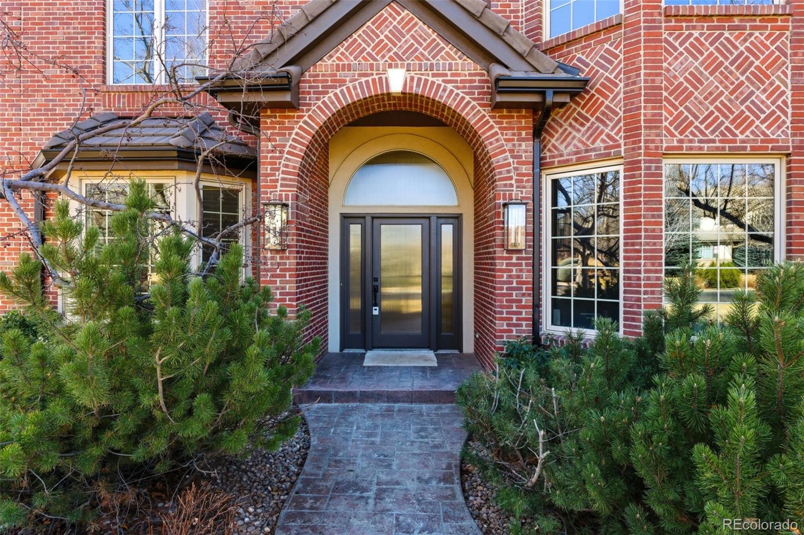 9 Covington Drive