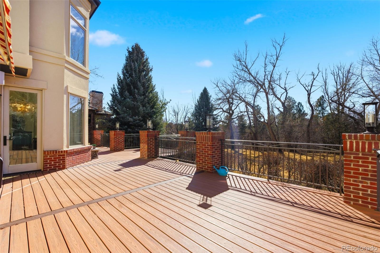 9 Covington Drive
