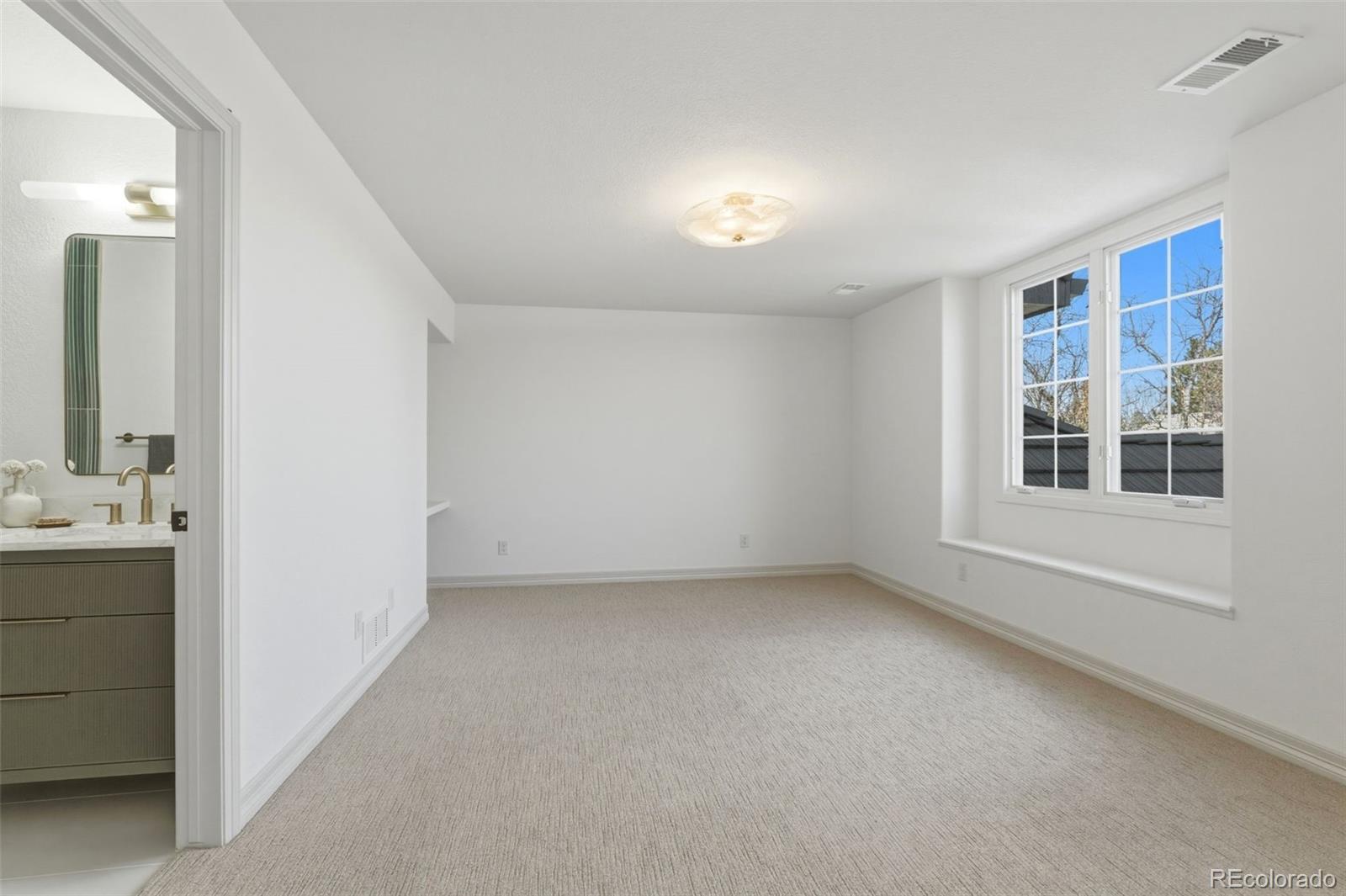9 Covington Drive