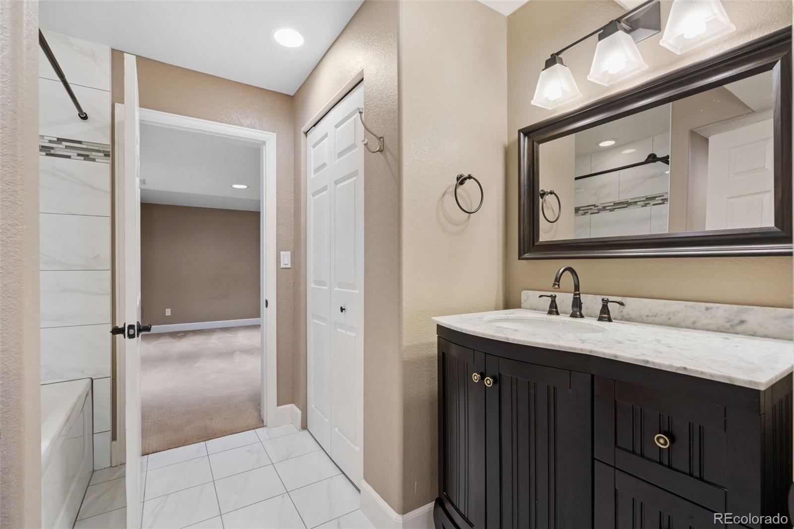 13824 W Marlowe Circle
