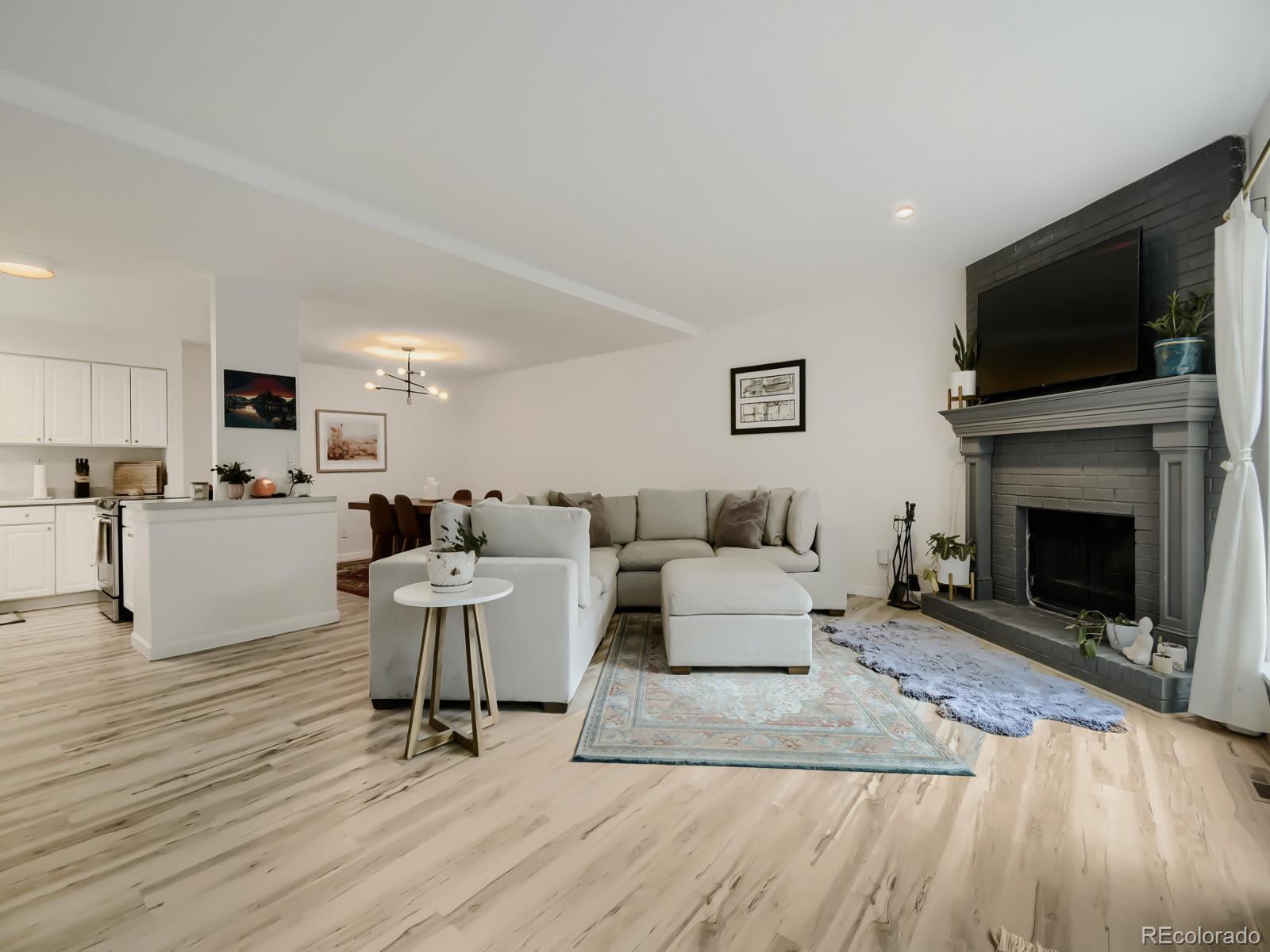 6305 W 6th Avenue Unit: D27