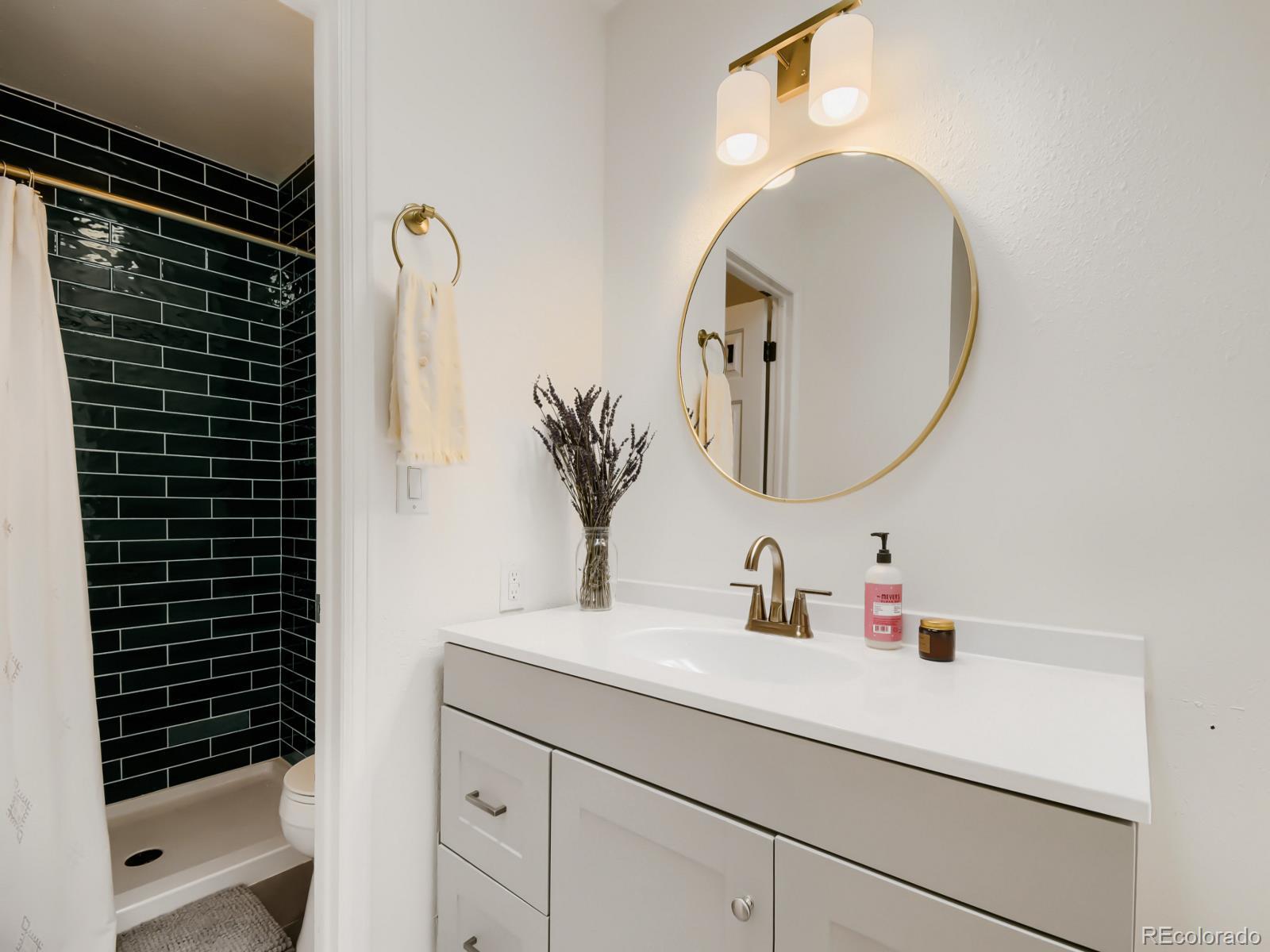 6305 W 6th Avenue Unit: D27