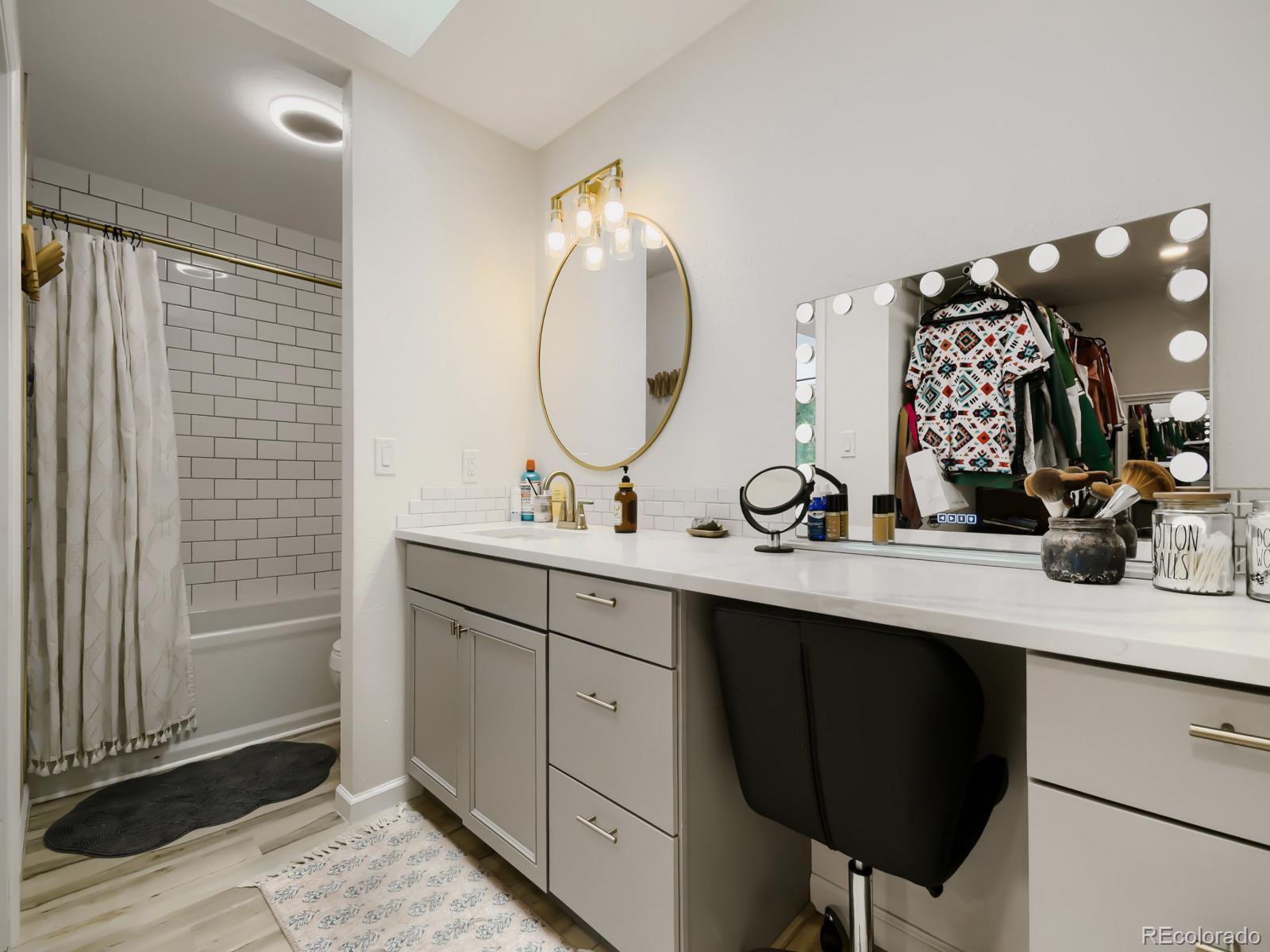 6305 W 6th Avenue Unit: D27