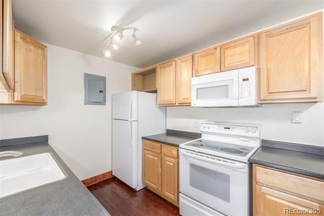 396 Cove Boulevard Unit: 3