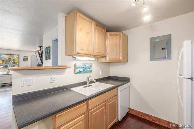 396 Cove Boulevard Unit: 3