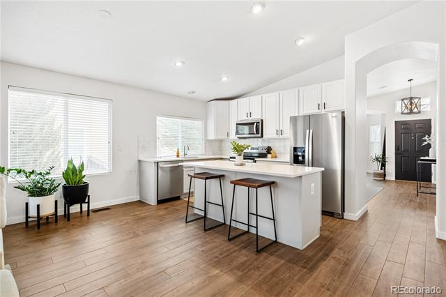 5935 E 129th Place