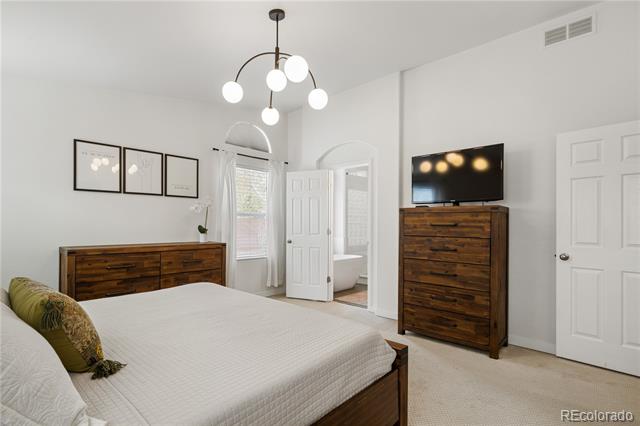 5935 E 129th Place