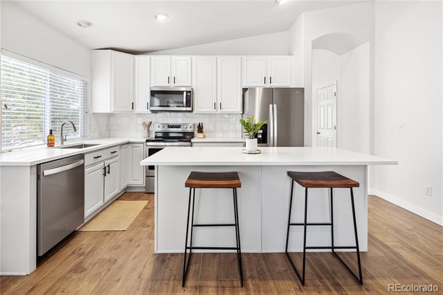 5935 E 129th Place