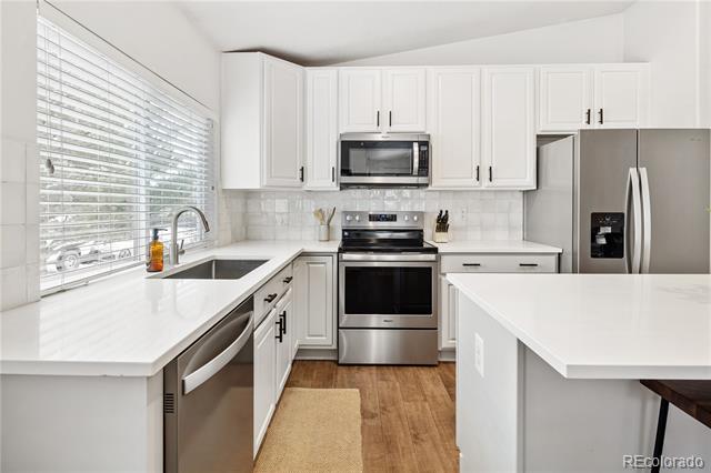 5935 E 129th Place